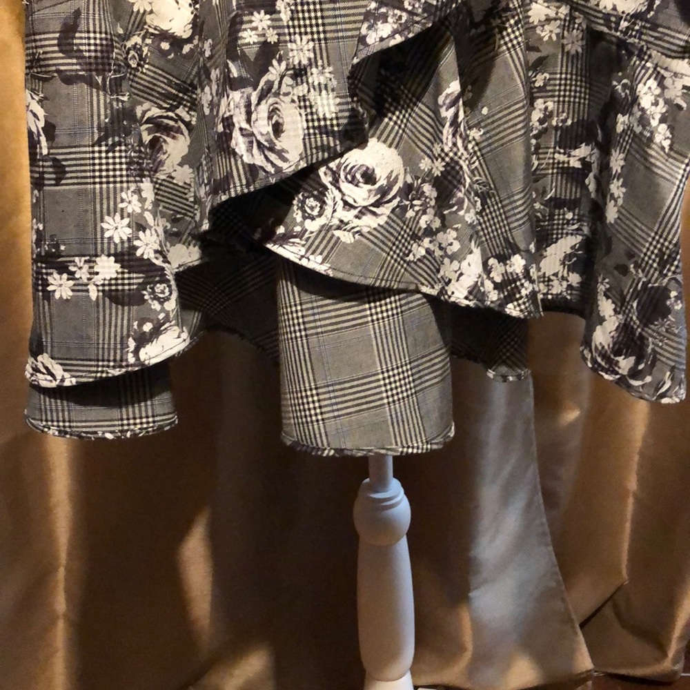 💜NWT RACHEL ROY Gray Asymmetrical Ruffle Sk… - Picture 6 of 9